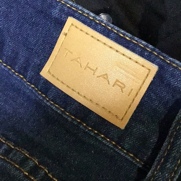 ✨Tahari Daphne Double Button Mini Bootcut Size 14    SAC740 - Picture 8 of 8